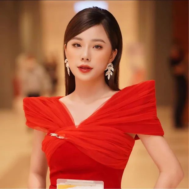 g12-3 MC Minh Anh chia sẻ: "Em muốn cảm ơn những tiêu cực, cảm ơn những đau khổ" g12 3