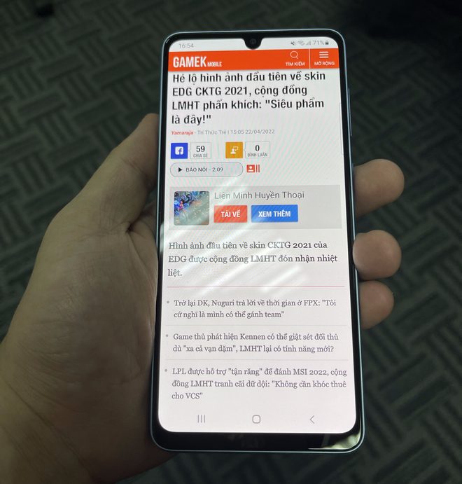 galaxy-a33-5g-5-16506263060231126122614 Trên tay Samsung Galaxy A33 5G: Rẻ hơn A53 5G nhưng liệu có "ngon và bổ"? galaxy a33 5g 5 16506263060231126122614