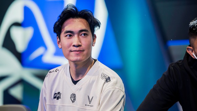 Levi cũng thẳng thắn nhận định VCS sẽ khó thực hiện mục tiêu lọt vào top 8 của 1 kỳ CKTG nếu không đánh bại được các đội LPL, LCK Levi cũng thẳng thắn nhận định VCS sẽ khó thực hiện mục tiêu lọt vào top 8 của 1 kỳ CKTG nếu không đánh bại được các đội LPL, LCK