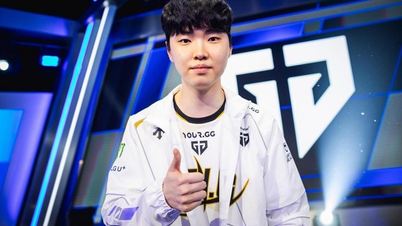 gamehubvn-uzi-nhan-dinh-chovy-khong-co-so-vo-dich-1 Hậu bán kết CKTG, Uzi: Chovy không có số vô địch! gamehubvn uzi nhan dinh chovy khong co so vo dich 1