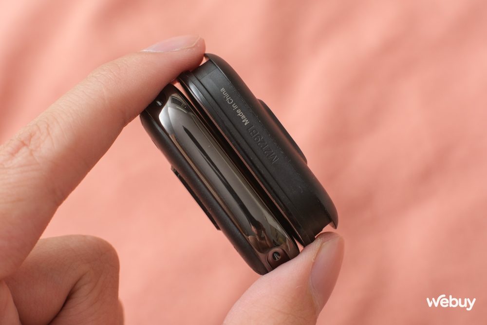 Trên tay Xiaomi Band 8 tại VN: Thiết kế không đổi nhưng nâng cấp dây đeo, có màn hình 60Hz, pin 16 ngày, giá từ 850,000 đồng - Ảnh 11. Trên tay Xiaomi Band 8 tại VN: Thiết kế không đổi nhưng nâng cấp dây đeo, có màn hình 60Hz, pin 16 ngày, giá từ 850,000 đồng - Ảnh 11.