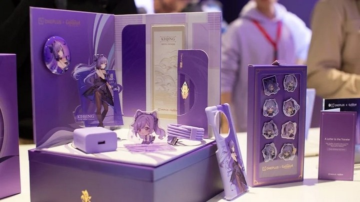 Game thủ tranh nhau mua điện thoại phiên bản giới hạn của Genshin Impact Game thủ tranh nhau mua điện thoại phiên bản giới hạn của Genshin Impact