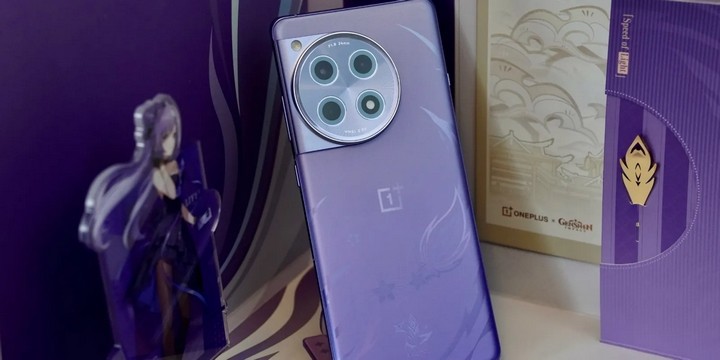 Game thủ tranh nhau mua điện thoại phiên bản giới hạn của Genshin Impact Game thủ tranh nhau mua điện thoại phiên bản giới hạn của Genshin Impact