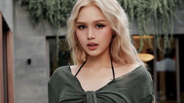 Xoài Non hoá nàng thơ xinh đẹp nhận được "cơn mưa" lời khen từ fan hâm mộ h 2 jpg