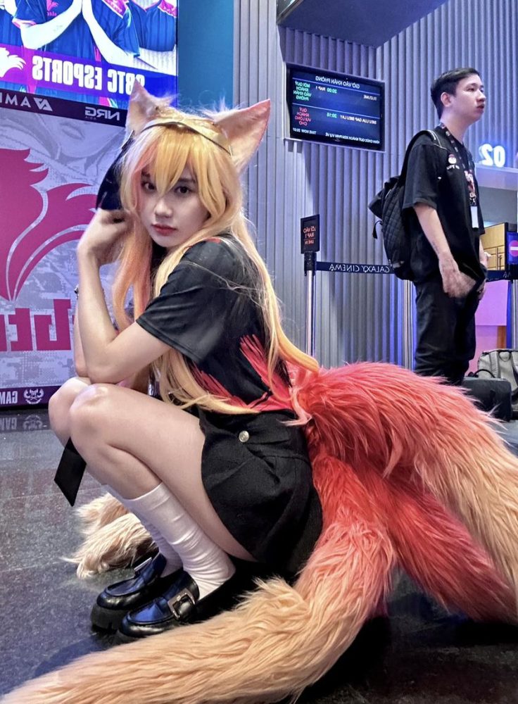 Mina Young cosplay cực dễ thương skin mới của tướng Ahri h2 3