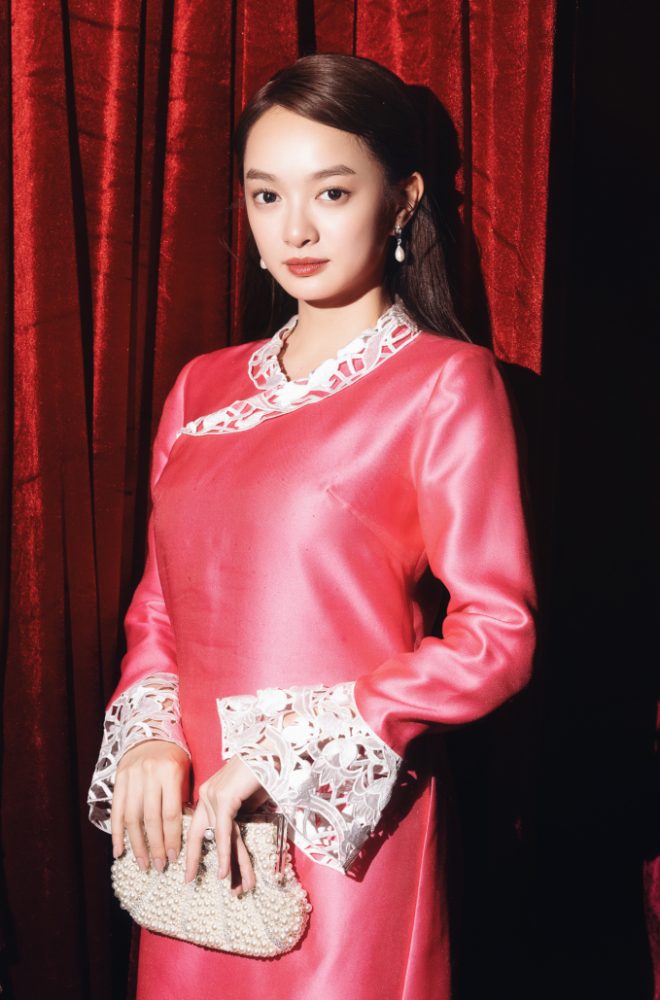 hain0205-0713-1731642240407-1731642240515157684313-1731645449035-1731645449220653921997 "Anh trai say hi" đình đám phản ứng khi bị nói đi cửa sau hain0205 0713 1731642240407 1731642240515157684313 1731645449035 1731645449220653921997