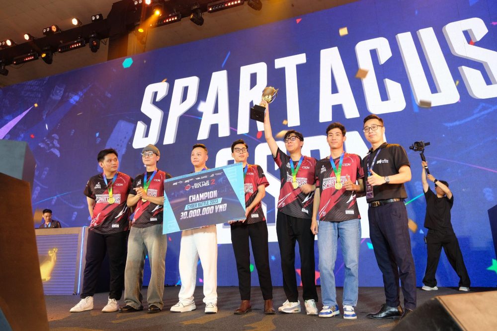 Champion Spartacus Chim Sẻ Đi Nắng gây ấn tượng mạnh trong giải Cyber Battle tại VTC Mobile Festival - Ảnh 1. Champion Spartacus Chim Sẻ Đi Nắng gây ấn tượng mạnh trong giải Cyber Battle tại VTC Mobile Festival - Ảnh 1.