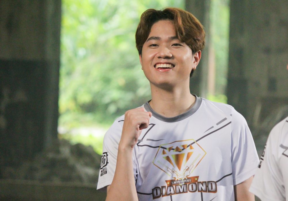 Độc quyền: Hé lộ hình ảnh thú vị của tuyển thủ Việt trong những ngày không thi đấu tại PMSL - Ảnh 2.