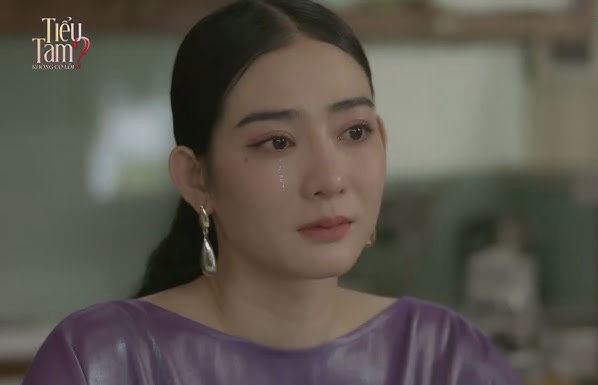 Sao nữ Vbiz khoá môi cả nam lẫn nữ khiến ai cũng sốc, bị đồn yêu đồng giới sau 2 lần đổ vỡ hôn nhân- Ảnh 5. Sao nữ Vbiz khoá môi cả nam lẫn nữ khiến ai cũng sốc, bị đồn yêu đồng giới sau 2 lần đổ vỡ hôn nhân- Ảnh 5.