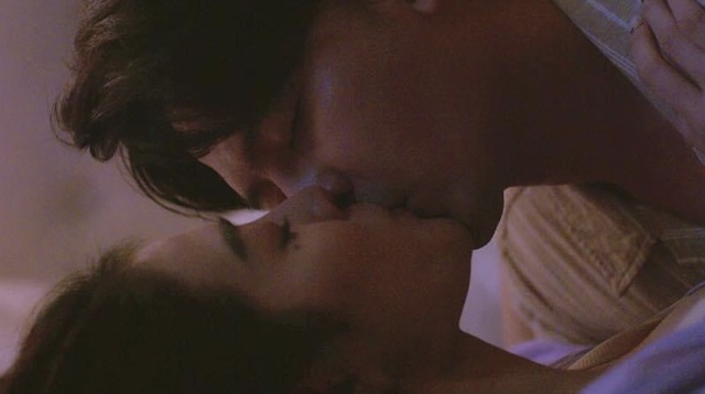 Sao nữ Vbiz khoá môi cả nam lẫn nữ khiến ai cũng sốc, bị đồn yêu đồng giới sau 2 lần đổ vỡ hôn nhân- Ảnh 3. Sao nữ Vbiz khoá môi cả nam lẫn nữ khiến ai cũng sốc, bị đồn yêu đồng giới sau 2 lần đổ vỡ hôn nhân- Ảnh 3.