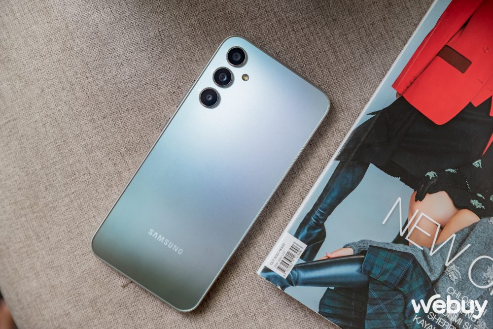 Đây là Samsung Galaxy A 2023: thiết kế theo chuẩn dòng S, camera "xịn" đi kèm cấu hình chuyên chơi game img6485 16789528868402008598848 1678954611373 1678954611525438762022