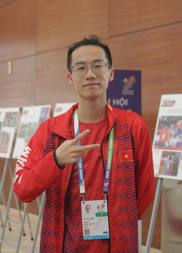 Chuyện chưa kể: Hé lộ loạt hành động thầm lặng của mẹ Elly trước khi con giành “vàng - Ảnh 2. Chuyện chưa kể: Hé lộ loạt hành động thầm lặng của mẹ Elly trước khi con giành “vàng - Ảnh 2.