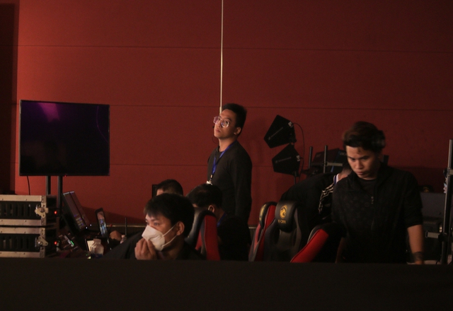 Hé lộ sân khấu cực “chất của PUBG Mobile trước thềm đấu giải, BTC tinh tế đến mức quan tâm đến cả chi tiết này - Ảnh 12.