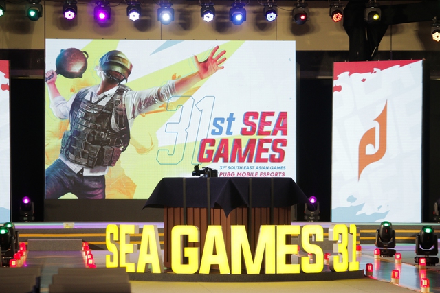 Hé lộ sân khấu cực “chất của PUBG Mobile trước thềm đấu giải, BTC tinh tế đến mức quan tâm đến cả chi tiết này - Ảnh 3.
