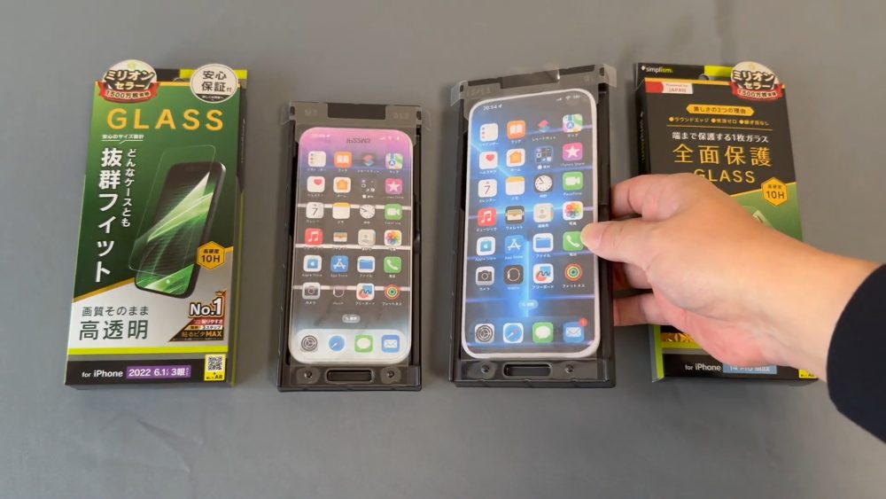 Mô hình bộ 4 iPhone 15 lần đầu xuất hiện thực tế: Viền siêu mỏng, chốt thiết kế siêu sang - Ảnh 12. Mô hình bộ 4 iPhone 15 lần đầu xuất hiện thực tế: Viền siêu mỏng, chốt thiết kế siêu sang - Ảnh 12.