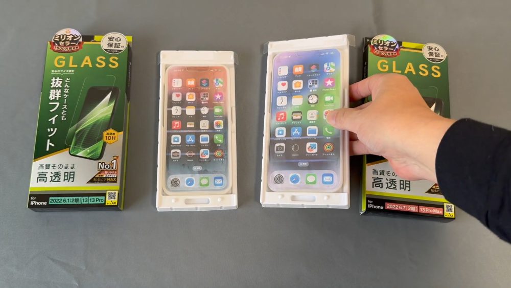 Mô hình bộ 4 iPhone 15 lần đầu xuất hiện thực tế: Viền siêu mỏng, chốt thiết kế siêu sang - Ảnh 4. Mô hình bộ 4 iPhone 15 lần đầu xuất hiện thực tế: Viền siêu mỏng, chốt thiết kế siêu sang - Ảnh 4.