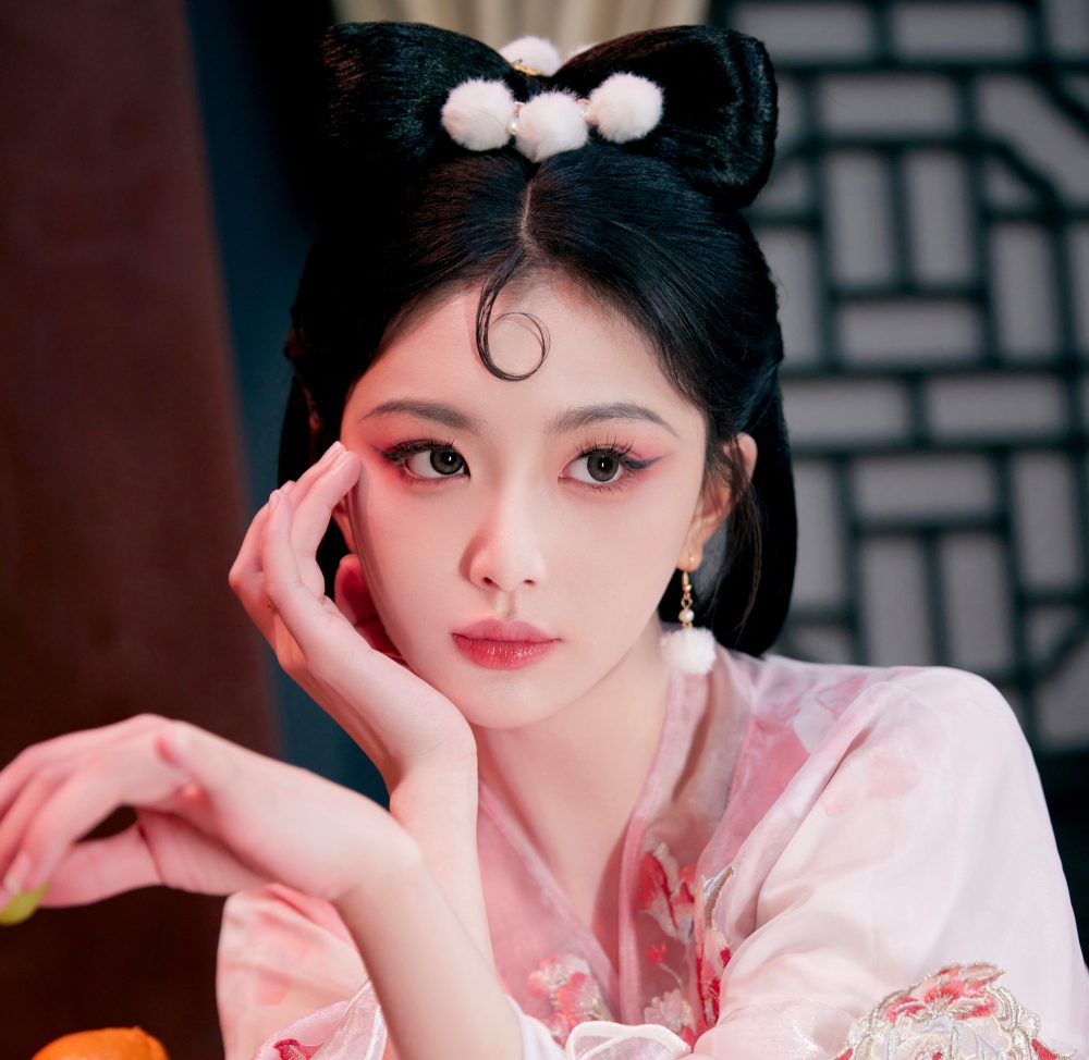 Mỹ nhân 1 năm đóng 9 phim quá hot, nhan sắc quyến rũ chết người càng ngắm càng mê- Ảnh 6. Mỹ nhân 1 năm đóng 9 phim quá hot, nhan sắc quyến rũ chết người càng ngắm càng mê- Ảnh 6.