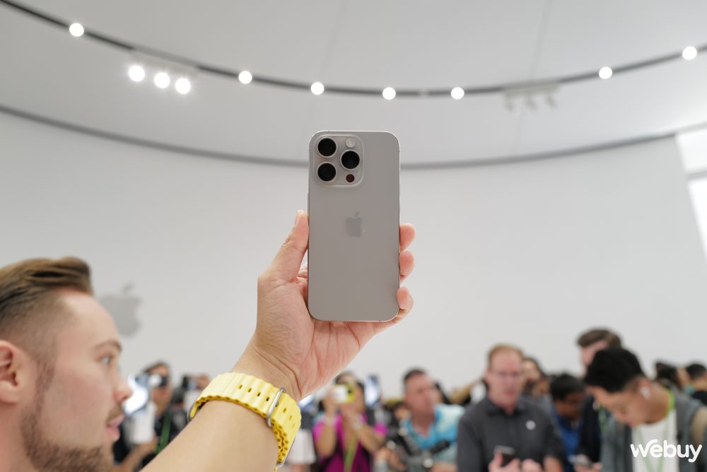 Đây là giá chính thức iPhone 15, Apple Watch Series 9 và Apple Watch Ultra 2 tại Việt Nam - Ảnh 4. Đây là giá chính thức iPhone 15, Apple Watch Series 9 và Apple Watch Ultra 2 tại Việt Nam - Ảnh 4.