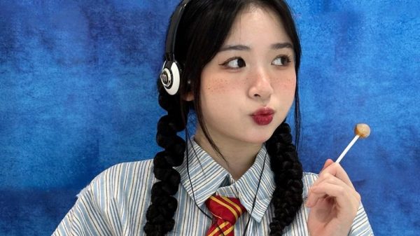 Kim Chung Phan với phong cách cá tính, đầy quyến rũ chiếm trọn trái tim game thủ 26 Kim Chung Phan với phong cách cá tính, đầy quyến rũ chiếm trọn trái tim game thủ ljpg