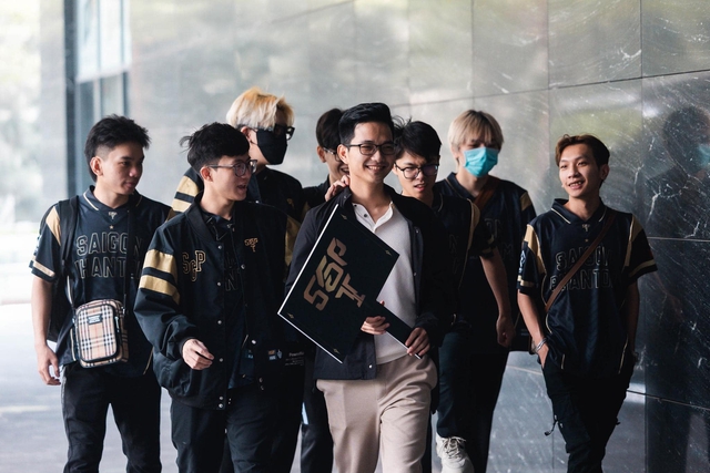 Khoe ảnh sự kiện, nữ coser “ngán ngẩm” với văn hoá bình phẩm của một vài game thủ Liên Quân - Ảnh 1.