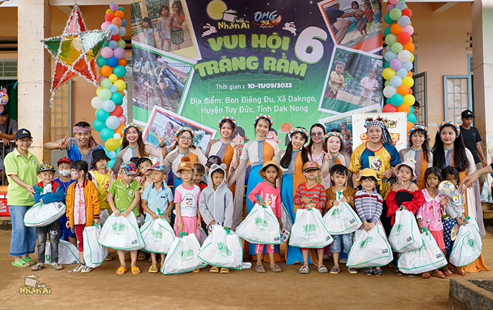 omg3q-bepnhanai-3-1 OMG 3Q chung tay Bếp Nhân Ái mang đến Trung Thu đầy ấm áp và ý nghĩa omg3q bepnhanai 3 1