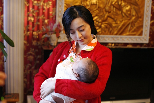 Bức ảnh ê chề nhất cuộc đời Phạm Băng Băng- Ảnh 3. Bức ảnh ê chề nhất cuộc đời Phạm Băng Băng- Ảnh 3.