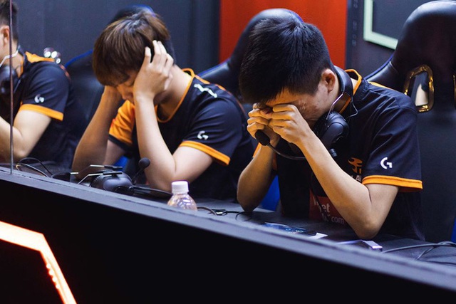 Người cũ tiết lộ những “góc khuất” và sự thật về đội hình hiện tại của cựu số 1 Liên Quân VN và thế giới - Ảnh 1. Người cũ tiết lộ những “góc khuất” và sự thật về đội hình hiện tại của cựu số 1 Liên Quân VN và thế giới - Ảnh 1.