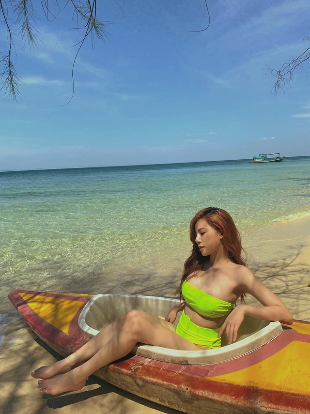 Nữ MC đẹp sexy nhất làng game nóng bỏng với bikini, khoe trọn tâm hồn căng đầy gợi cảm - Ảnh 3. Nữ MC đẹp sexy nhất làng game nóng bỏng với bikini, khoe trọn tâm hồn căng đầy gợi cảm - Ảnh 3.