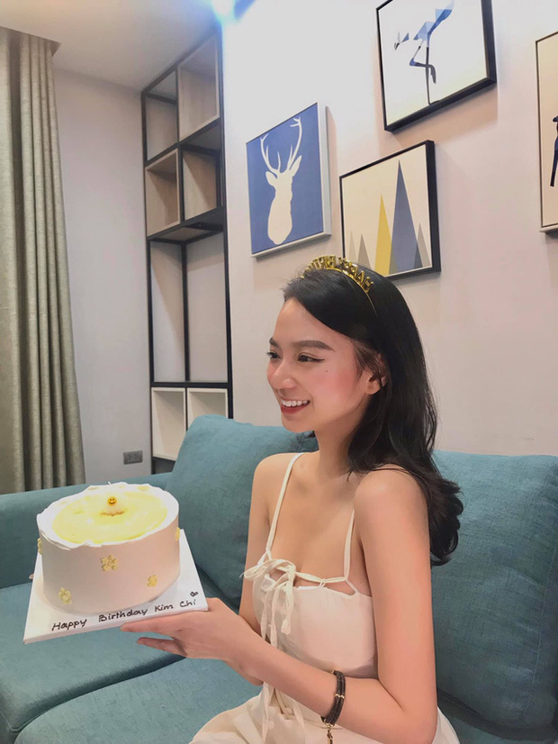 Chọn ngày đặc biệt, các nữ streamer làng game Việt gây bất ngờ với hình tượng đáng nhớ - Ảnh 3. Chọn ngày đặc biệt, các nữ streamer làng game Việt gây bất ngờ với hình tượng đáng nhớ - Ảnh 3.