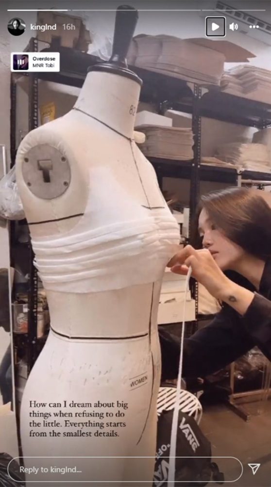 Đăng tải rồi lại âm thầm ẩn đi một hình ảnh trong đêm, Linh Ngọc Đàm đang có tâm trạng? - Ảnh 1.