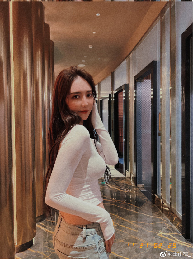 “Coi thường donate, nhiều nữ streamer phản ứng mạnh mẽ với yêu cầu của fan cứng? - Ảnh 1. “Coi thường donate, nhiều nữ streamer phản ứng mạnh mẽ với yêu cầu của fan cứng? - Ảnh 1.