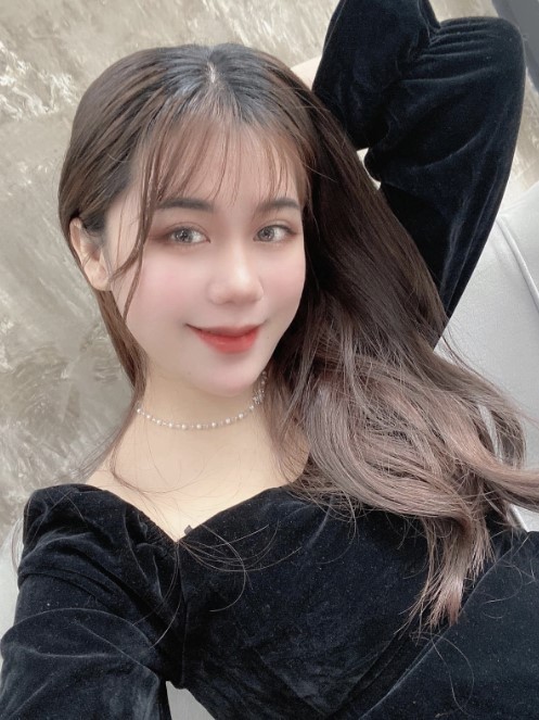 Những “bóng hồng” xinh đẹp “nở rộ” trên sân chơi Esports tại SEA Games 31 - Ảnh 1. Những “bóng hồng” xinh đẹp “nở rộ” trên sân chơi Esports tại SEA Games 31 - Ảnh 1.