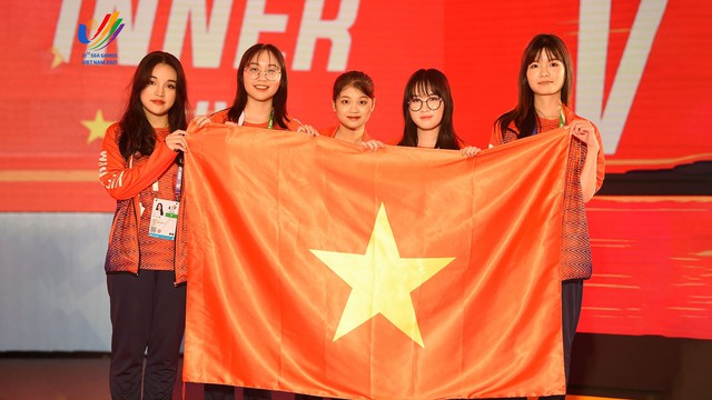 Nhan sắc lung linh của các nữ tuyển thủ Esports tại SEA Games lần này, những nhà “vô địch trong lòng NHM” - Ảnh 2. Nhan sắc lung linh của các nữ tuyển thủ Esports tại SEA Games lần này, những nhà “vô địch trong lòng NHM” - Ảnh 2.