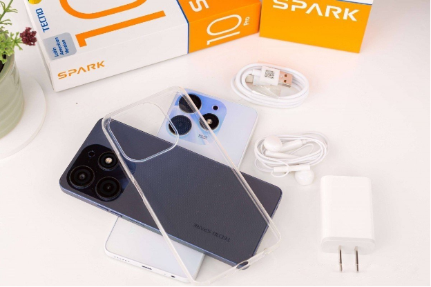 Đập hộp và đánh giá chi tiết Tecno Spark 10 Pro và Tecno Spark 10 - Ảnh 1.