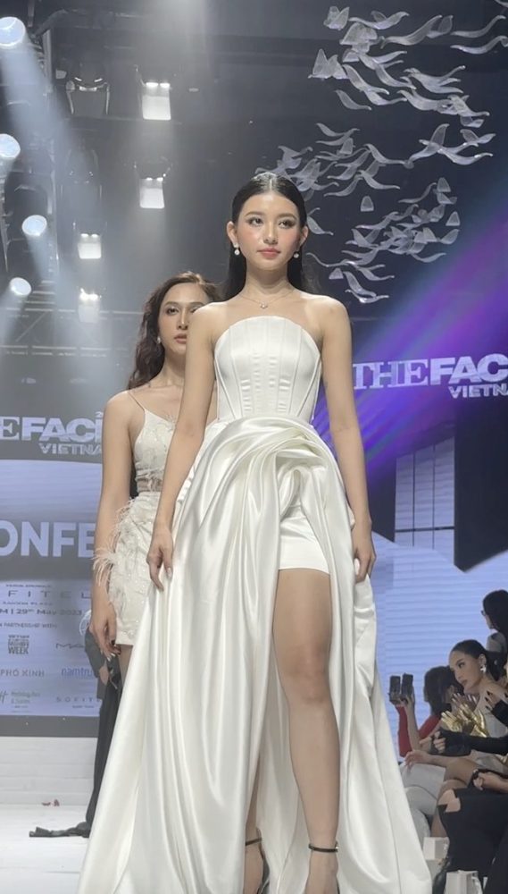 photo-1-16854174608742076158191-1685505145659-1685505145800895008446 Cô gái sinh năm 2000, từng nổi danh "nữ thần mạng" giờ thay đổi thế nào? photo 1 16854174608742076158191 1685505145659 1685505145800895008446