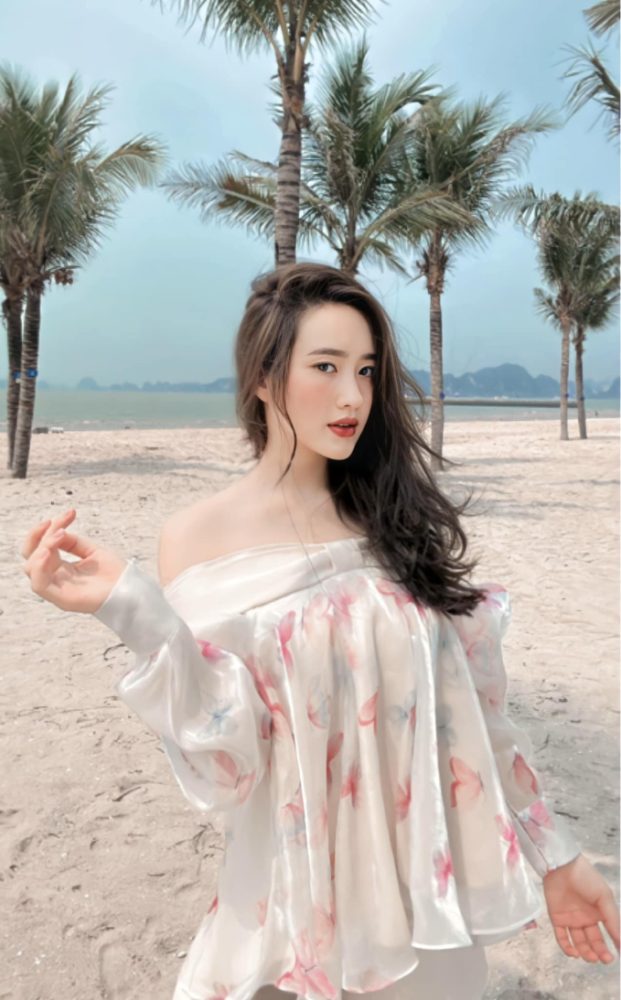 3 hot girl đóng phim Việt giờ vàng đọ dáng với bikini - Ảnh 8. 3 hot girl đóng phim Việt giờ vàng đọ dáng với bikini - Ảnh 8.