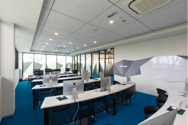 Vượt xa khỏi lầm tưởng, Game đang trở thành ngành nghề hấp dẫn cho người trẻ Việt - Ảnh 2. Vượt xa khỏi lầm tưởng, Game đang trở thành ngành nghề hấp dẫn cho người trẻ Việt - Ảnh 2.