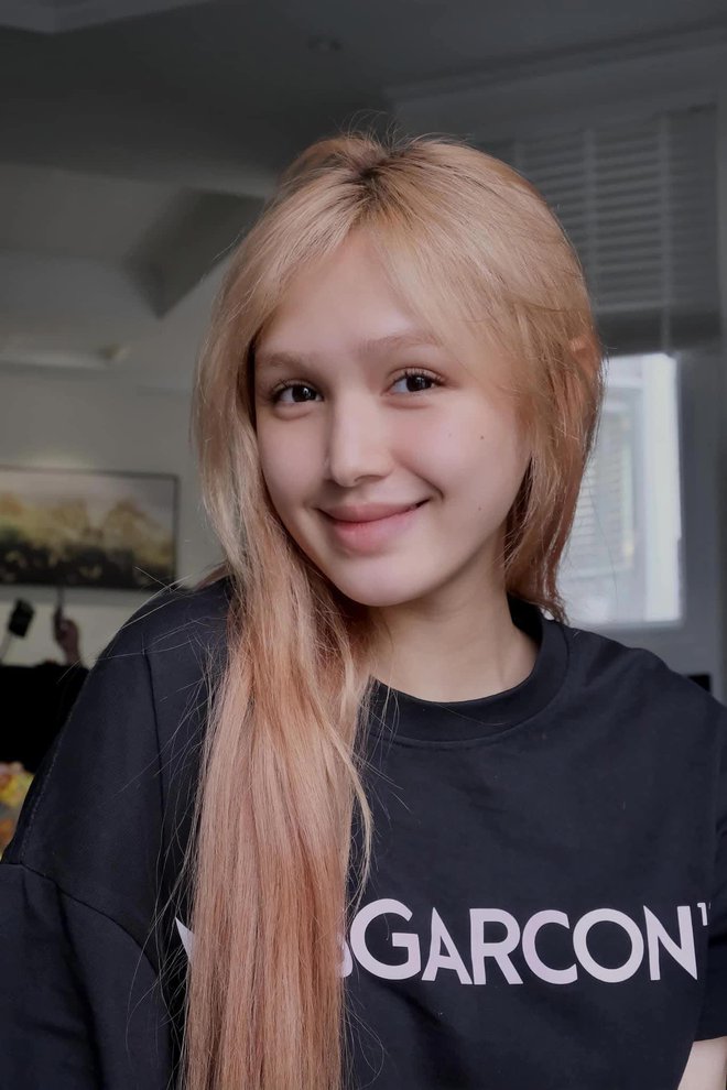 So kè nhan sắc Xoài Non - Huyền 204: Từ mặt mộc đến lên sóng truyền hình đều không bị dìm nhưng body ai nóng bỏng hơn? photo 10 16797236615295765765 1679800029849 1679800029939177443904