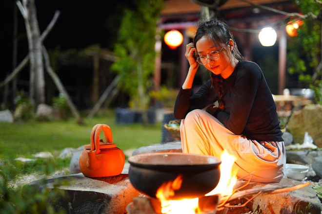 photo-12-16858964695651032965990-1685952924773-1685952924864657493600 3 cô thôn nữ miệt vườn nổi tiếng nhất hiện nay, khiến ai nhìn vào cũng phải nghẹn ngào: "Nhớ quê quá!" photo 12 16858964695651032965990 1685952924773 1685952924864657493600