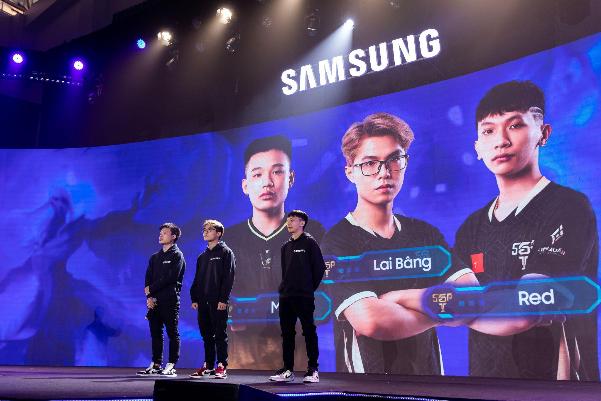 photo-1681962379137 photo-1681962379137