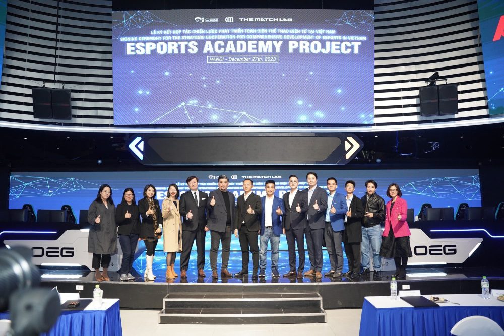 photo-1703679127760 photo-1703679127760