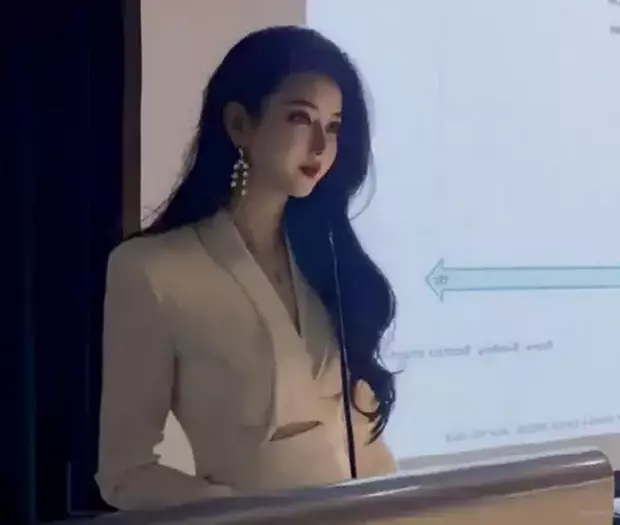 photo-1706765333566 photo-1706765333566