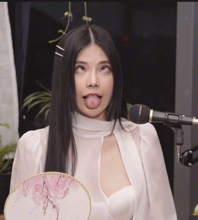 Hình ảnh "nhạy cảm" bị lan truyền chóng mặt, Mai Dora kêu gọi CĐM "giải cứu" - Ảnh 2. Hình ảnh "nhạy cảm" bị lan truyền chóng mặt, Mai Dora kêu gọi CĐM "giải cứu" - Ảnh 2.