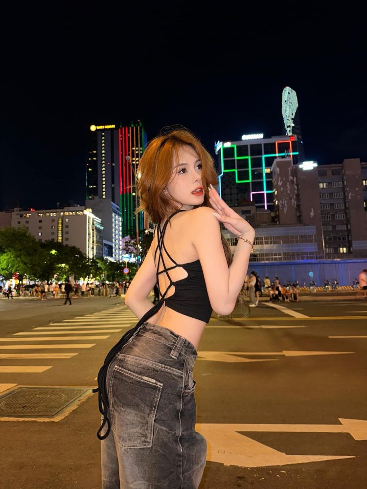 photo-1709788280270 photo-1709788280270