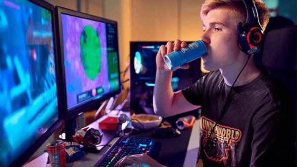 Tuyên bố già hơn 25 tuổi còn chơi game thì "nên xem lại", nam TikToker nhận vô số gạch đá photo 1710909310468 17109093107121372626307