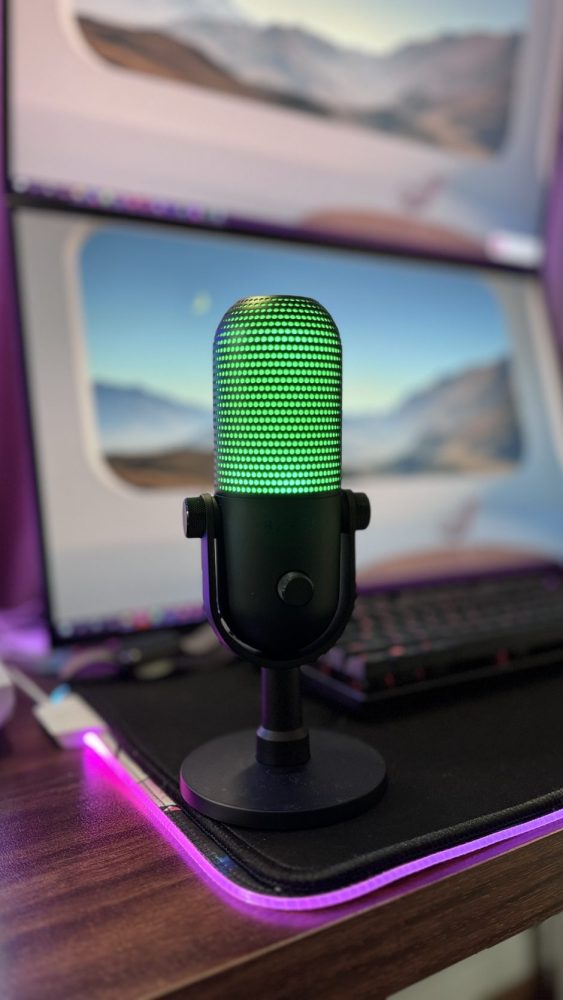 photo-1711441359813 photo-1711441359813