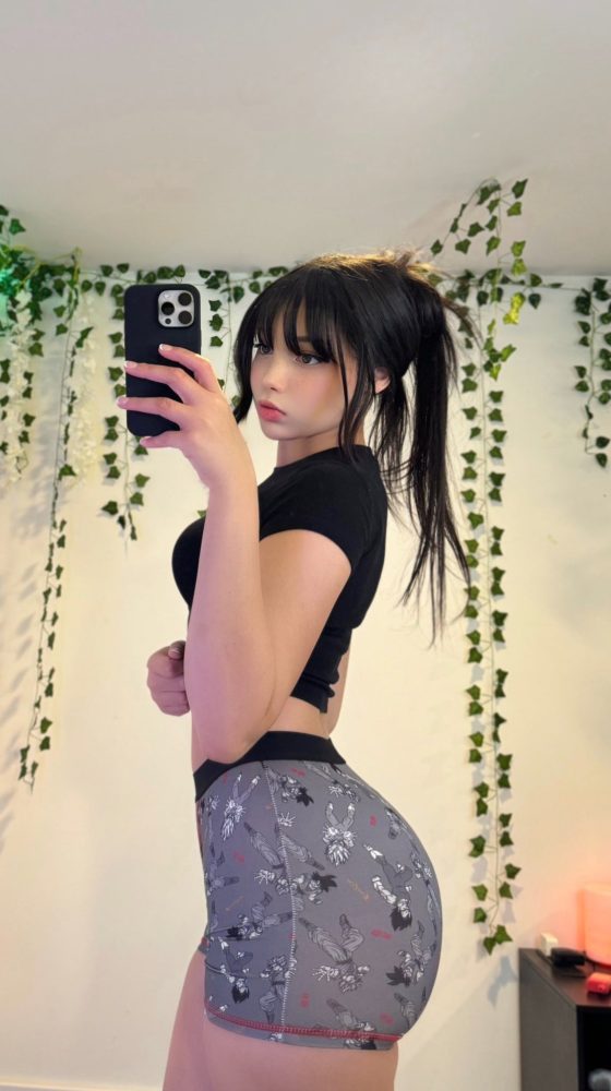 photo-1711940650933 photo-1711940650933