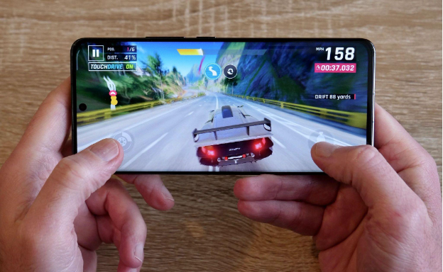 Điện thoại Xiaomi nào chơi game tốt? 5 lưu ý khi mua - Ảnh 2. Điện thoại Xiaomi nào chơi game tốt? 5 lưu ý khi mua - Ảnh 2.