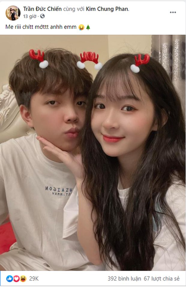 Chuyện tình tuyển thủ ADC - Kim Chung Phan: Từ cặp đôi thị phi đến mối tình nhiều người ước! - Ảnh 4. Chuyện tình tuyển thủ ADC - Kim Chung Phan: Từ cặp đôi thị phi đến mối tình nhiều người ước! - Ảnh 4.