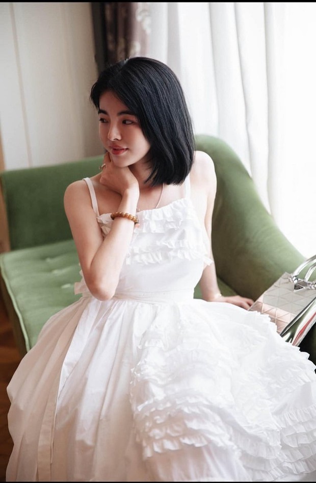 Bạn gái SofM bất ngờ tiết lộ chuyện hiếm, lần đầu tiên làm sau gần thập kỷ yêu nhau - Ảnh 2. Bạn gái SofM bất ngờ tiết lộ chuyện hiếm, lần đầu tiên làm sau gần thập kỷ yêu nhau - Ảnh 2.